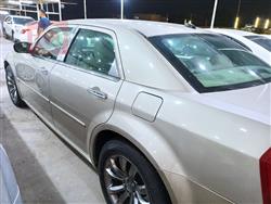 کرایسلەر 300